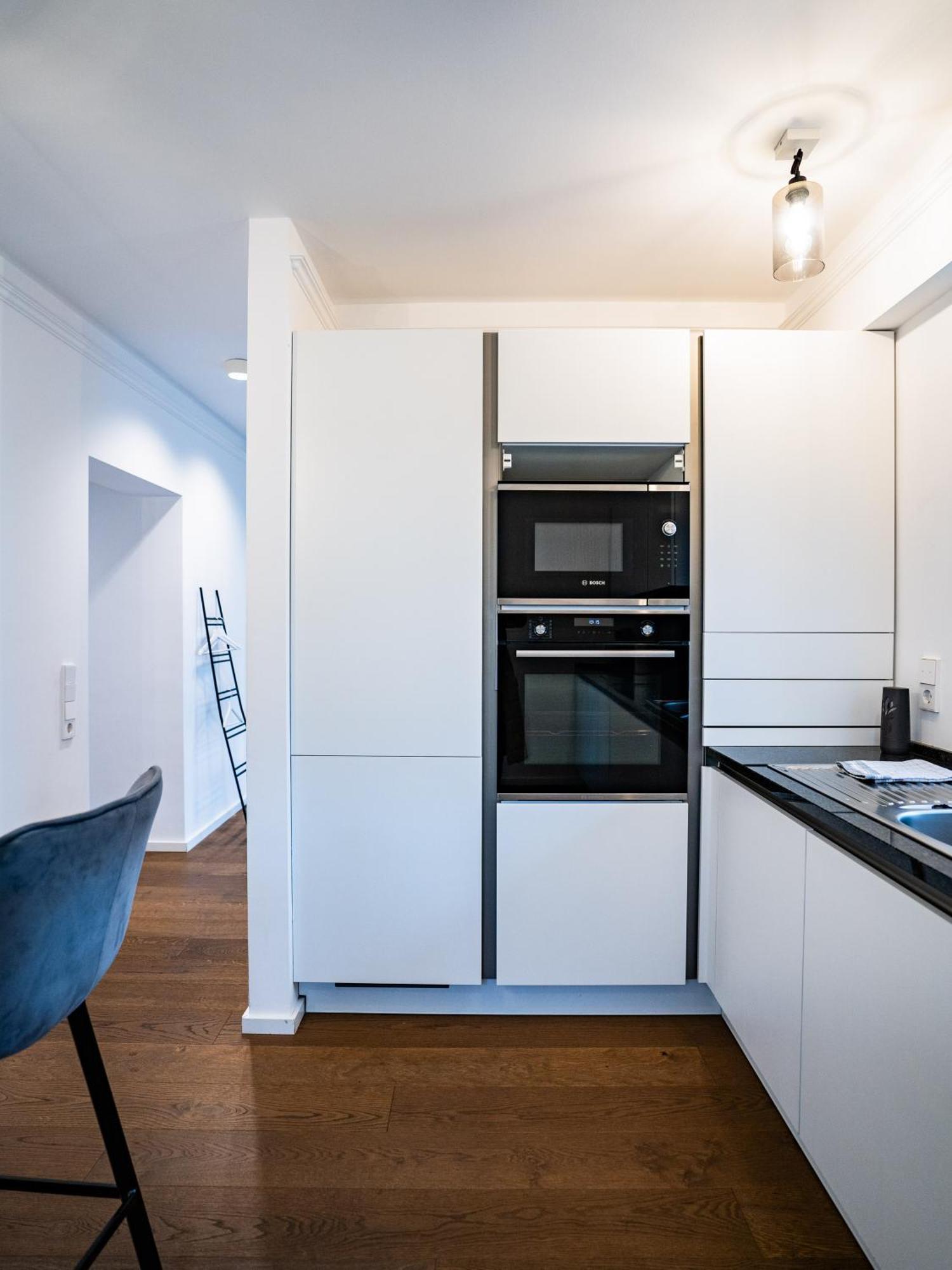 Whirlpool - Zentral - Designloft Mit Xxl Terrasse Apartment Wiesbaden Ngoại thất bức ảnh