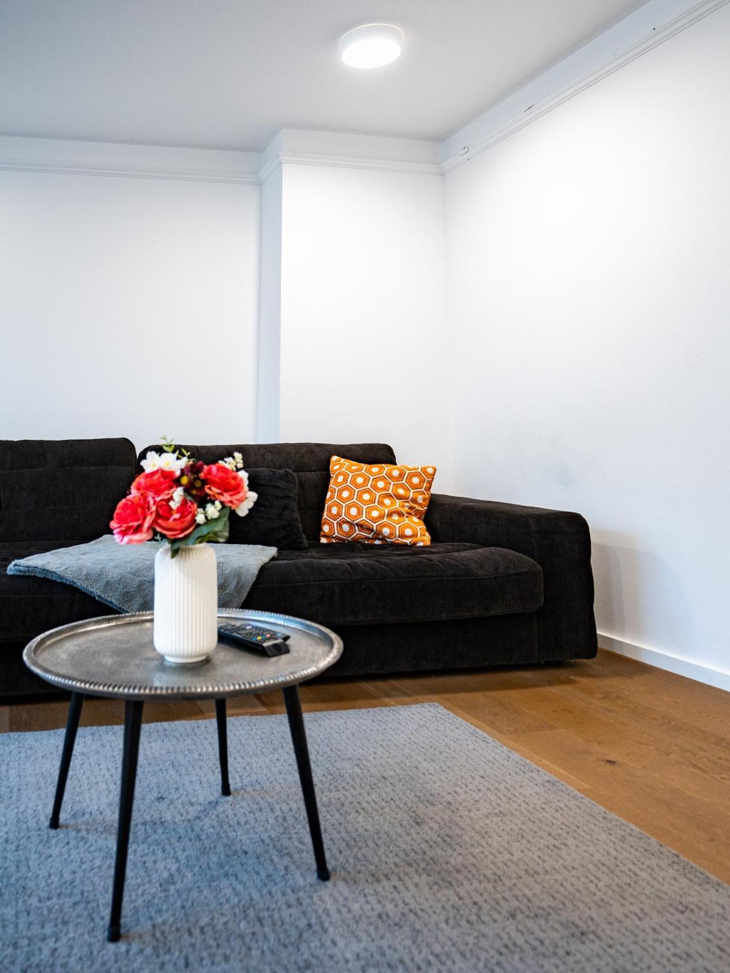 Whirlpool - Zentral - Designloft Mit Xxl Terrasse Apartment Wiesbaden Ngoại thất bức ảnh