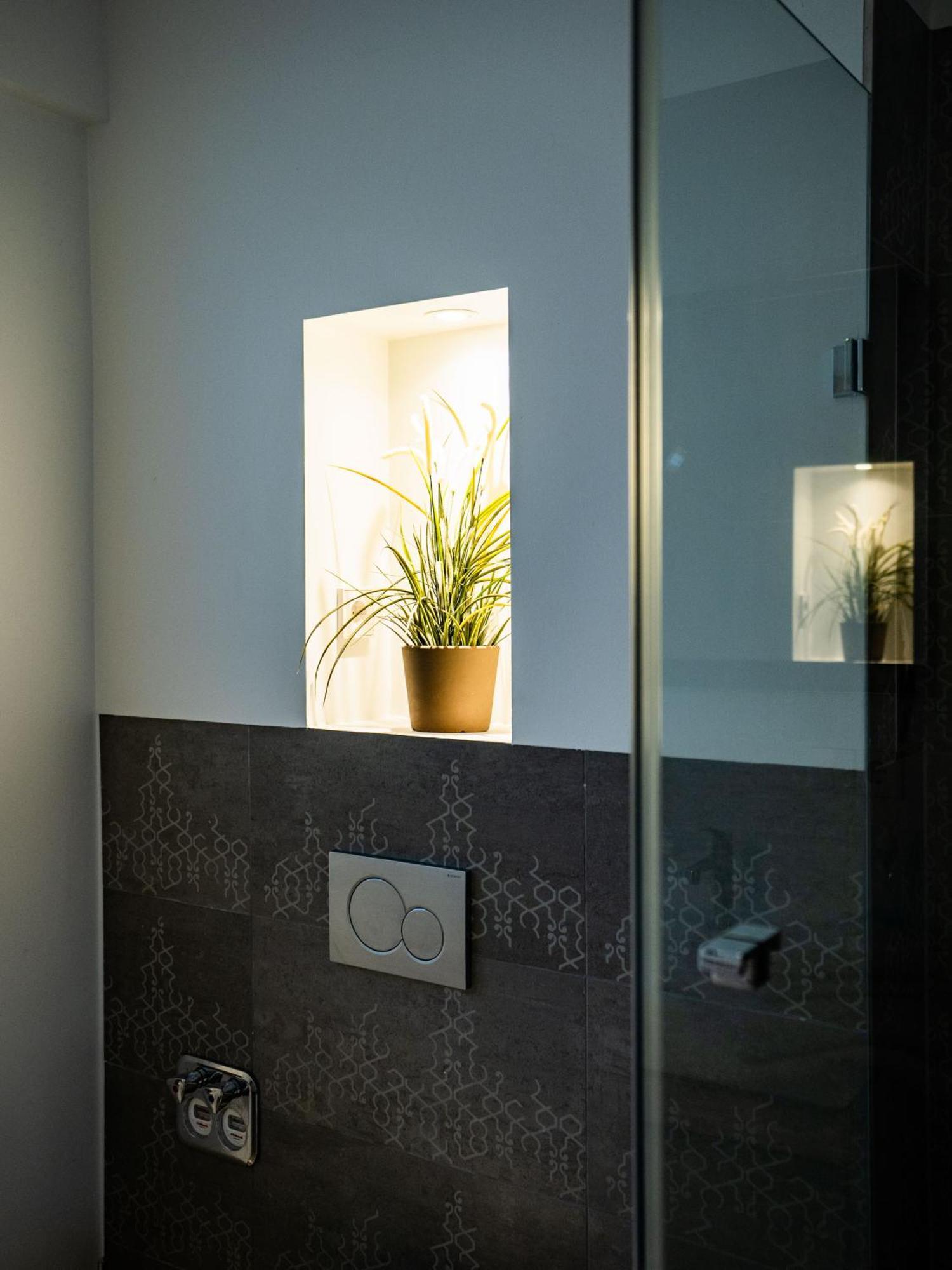 Whirlpool - Zentral - Designloft Mit Xxl Terrasse Apartment Wiesbaden Ngoại thất bức ảnh