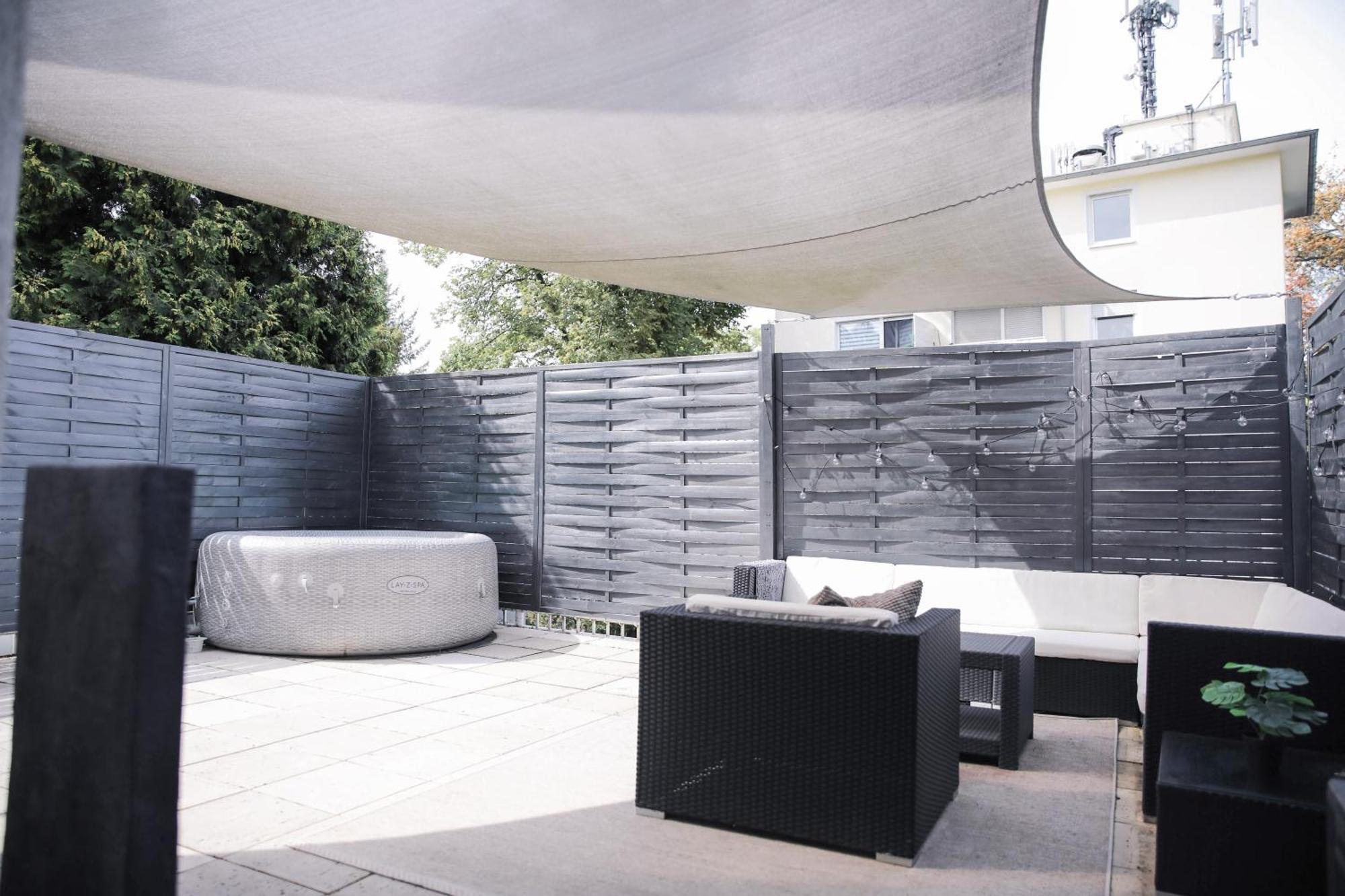 Whirlpool - Zentral - Designloft Mit Xxl Terrasse Apartment Wiesbaden Ngoại thất bức ảnh